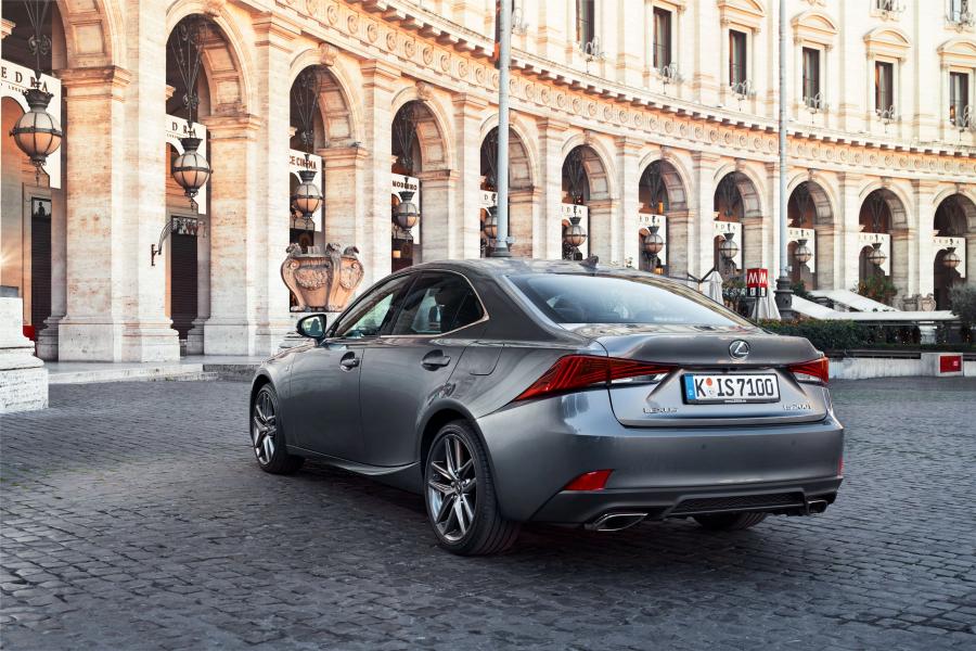  Lexus IS200t F-Sport 2016 года  (WW) (фото 35 из 35)